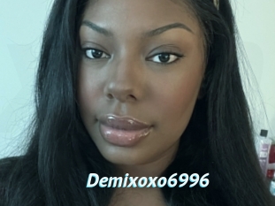 Demixoxo6996