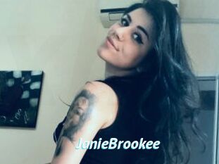 JanieBrookee
