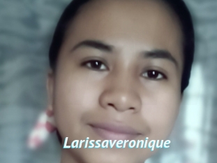 Larissaveronique
