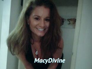 Macy_Divine