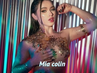 Mia_colin