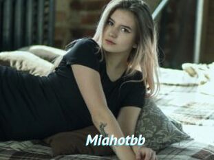 Miahotbb