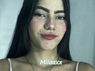 Miiaaxx