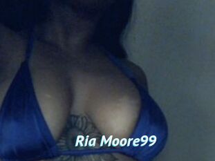 Ria_Moore99