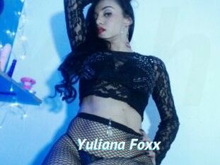 Yuliana_Foxx